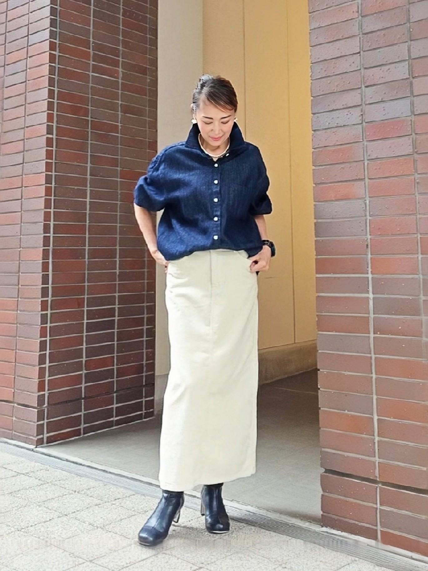 コーデュロイセミフレアスカート