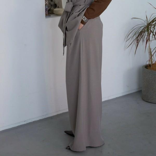 タックワイドパンツ