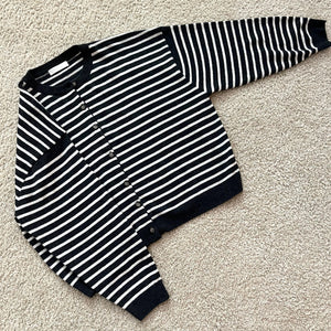 ゆったりボーダーニットカーディガン