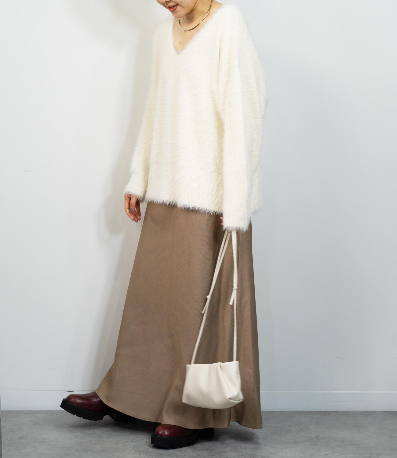 バックリボンVネックニット