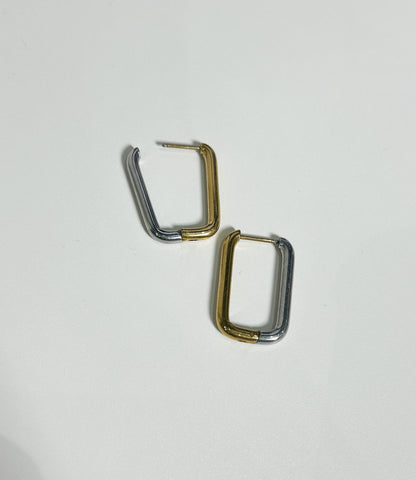 バイカラースクエアピアス