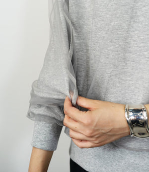 チュールレイヤードカットソー