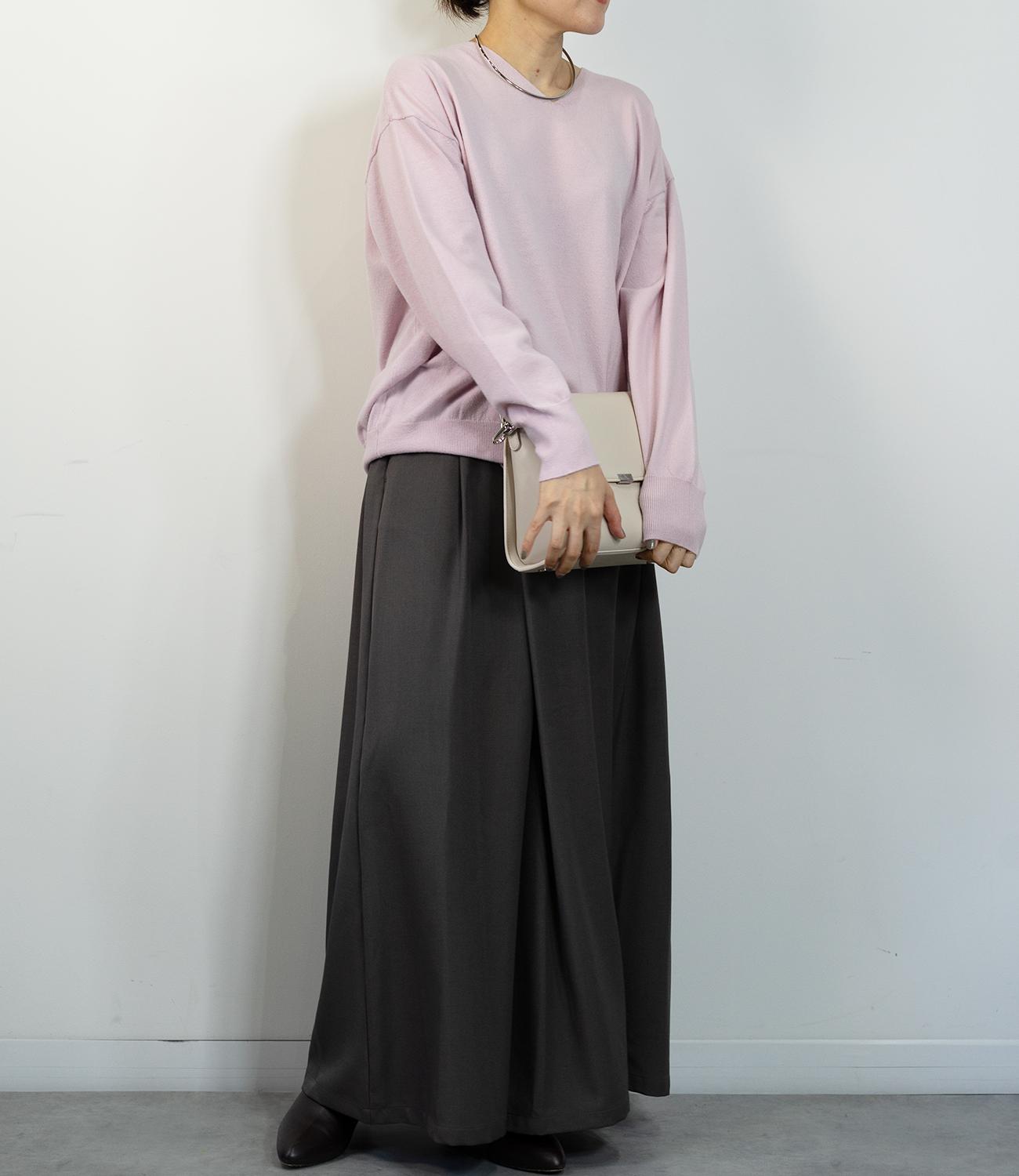 Vネックコンパクトニット