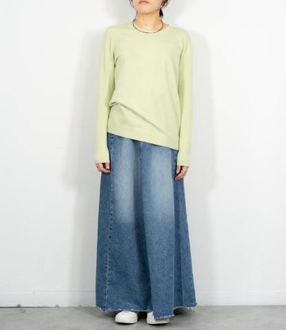 ソフトタッチクルーネックニット