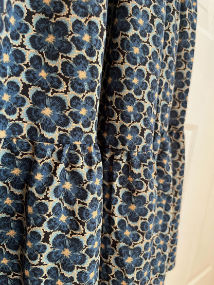 北欧調フラワーワンピース