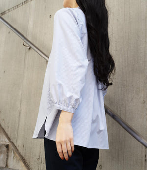 ストライプギャザースリーブブラウス