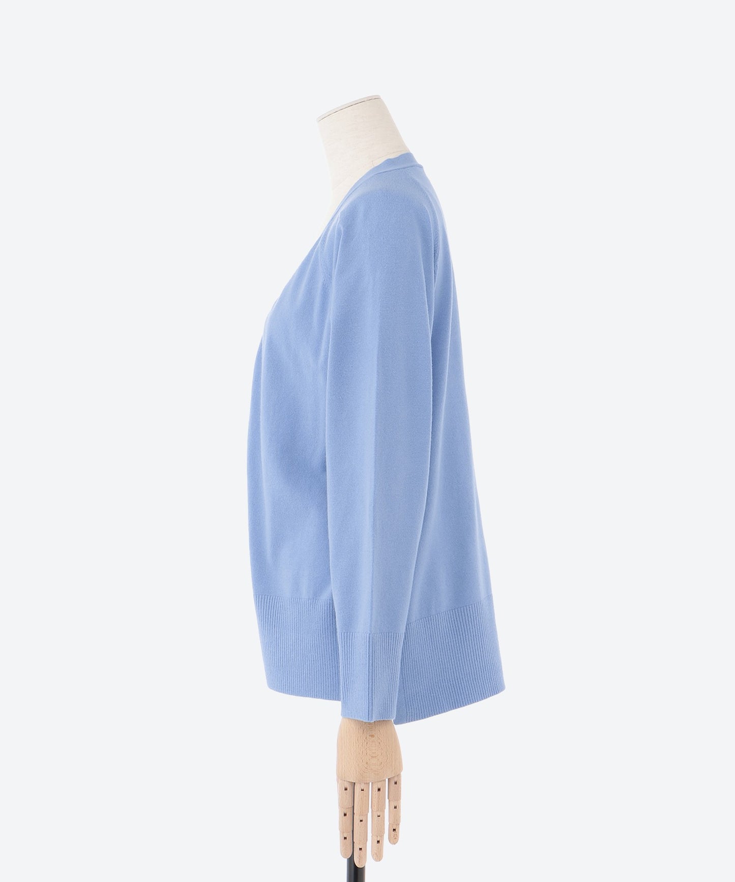 パールボタンVネックカーディガン