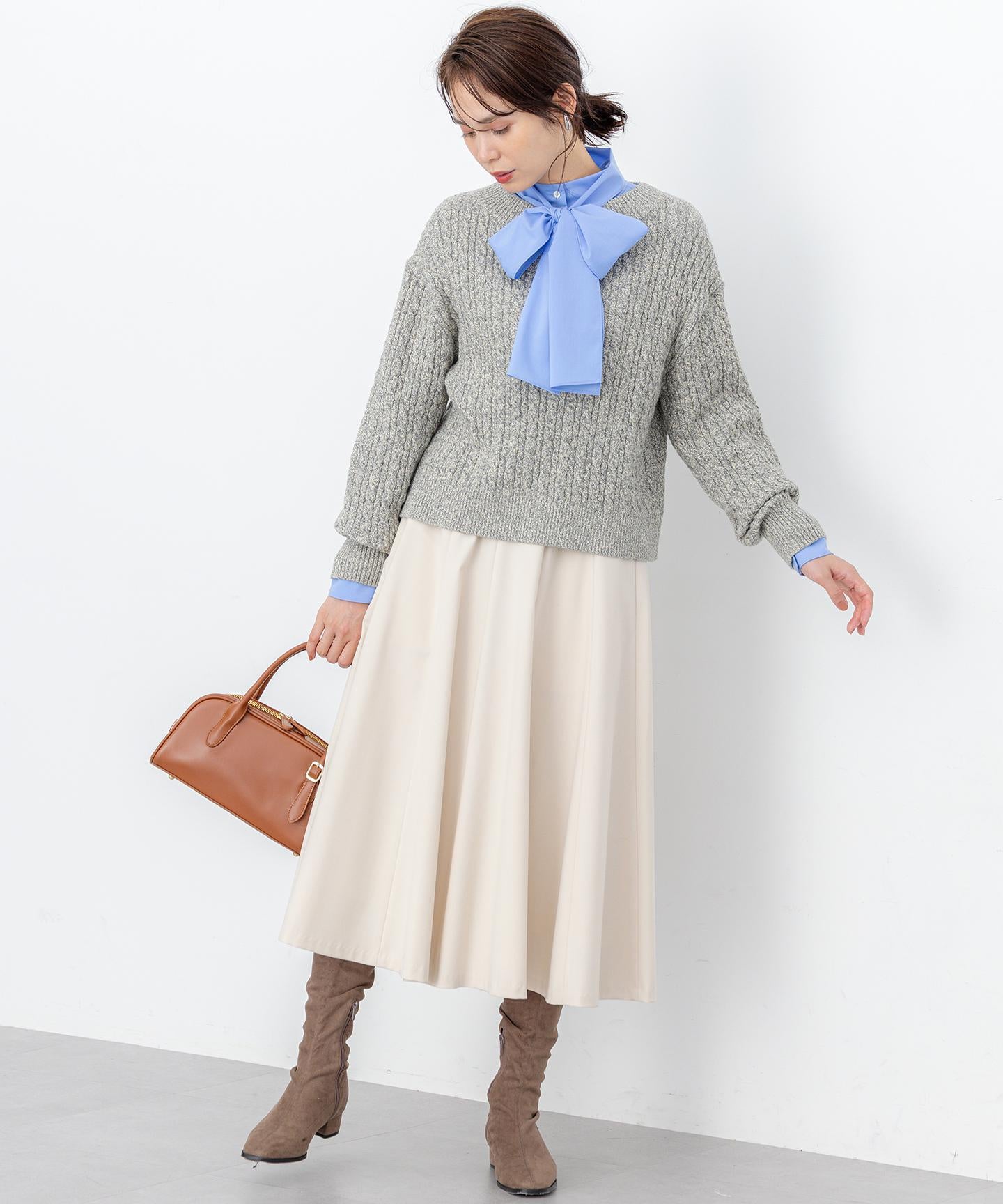 コットンタッチシャーティング刺繍入り ブラウス