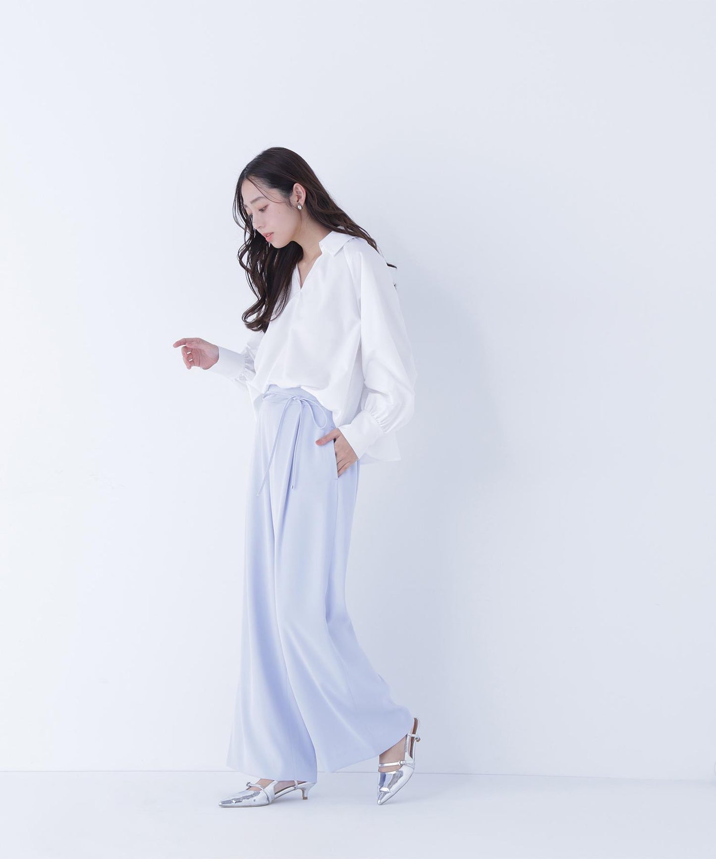 スキッパーリボンタイブラウス