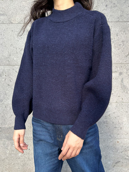 ハイネックボリュームスリーブニット
