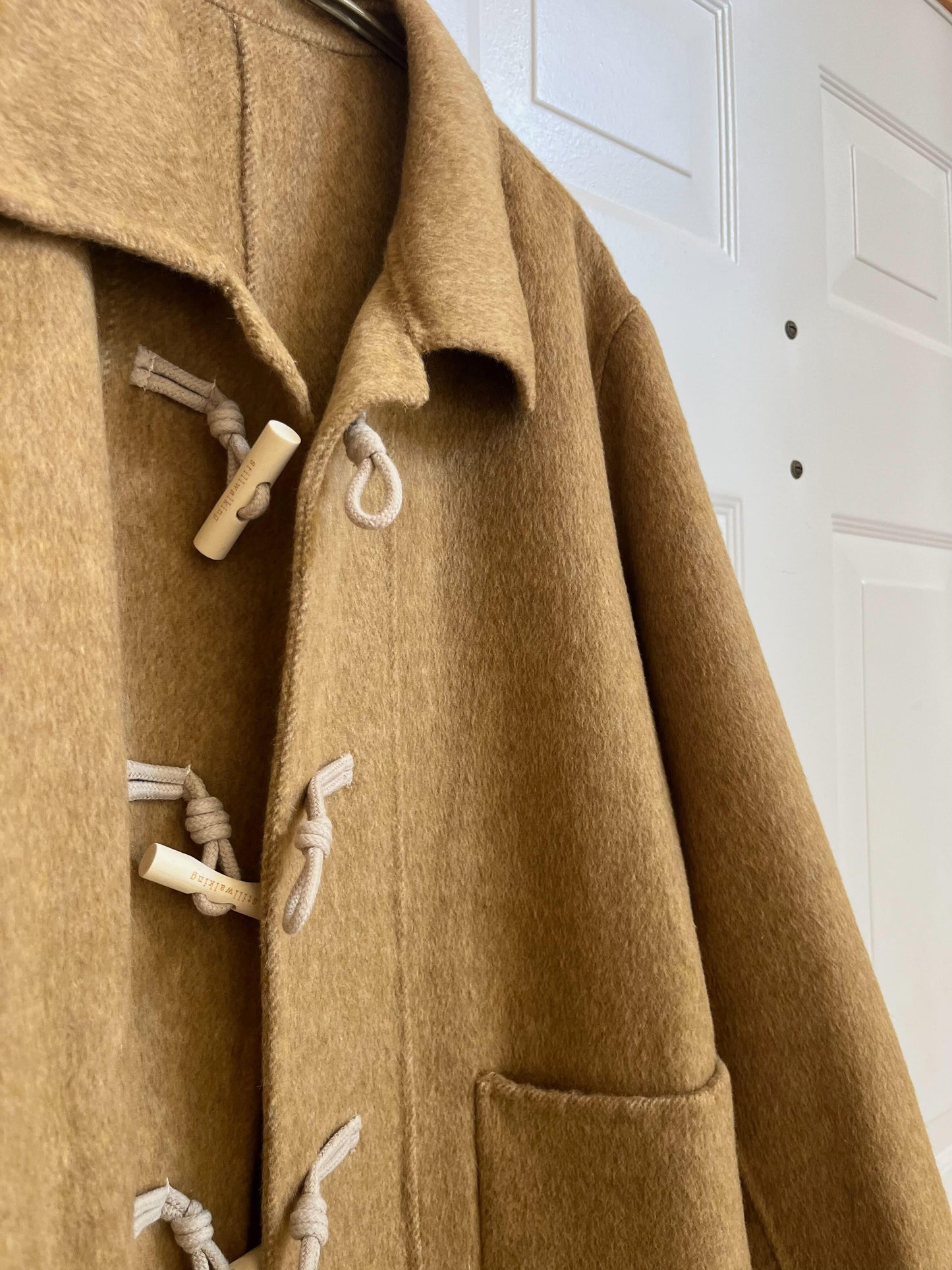 マスタードダッフルコート