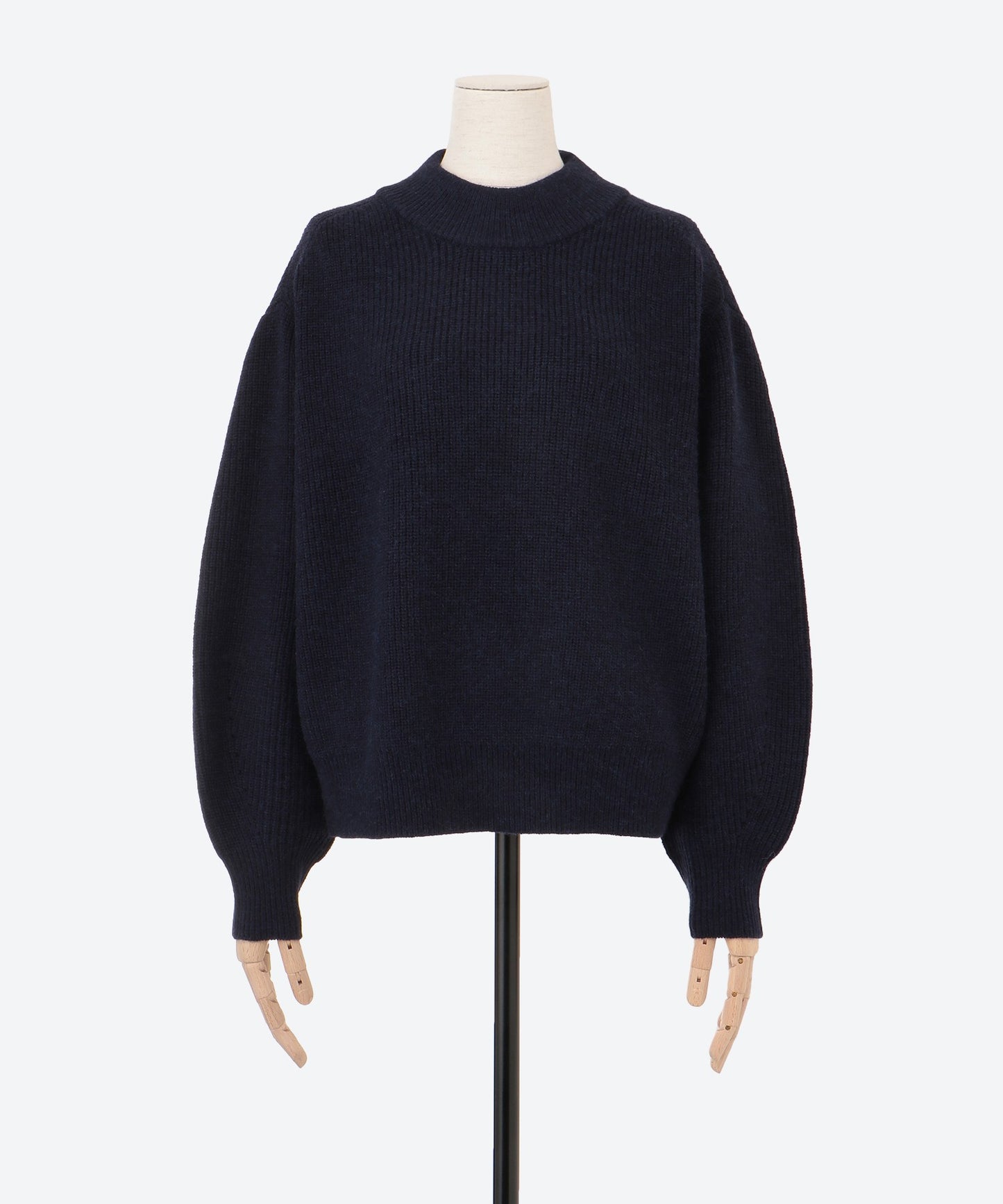 ハイネックボリュームスリーブニット