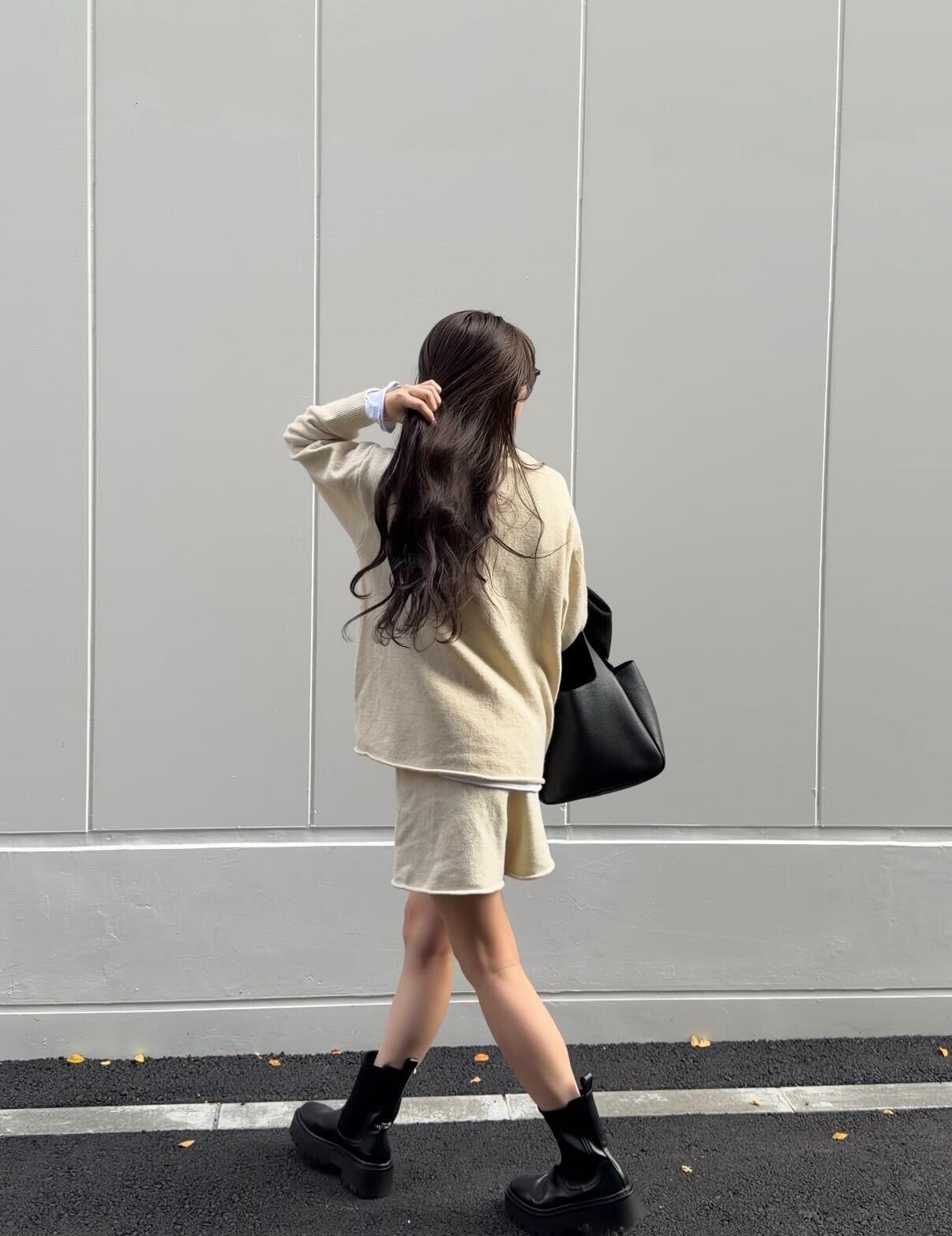 リラックスショートニットアップ