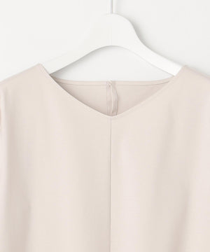 スムースデザイン パフスリーブ カットソー