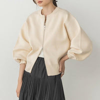 ホワイト系・オフホワイト