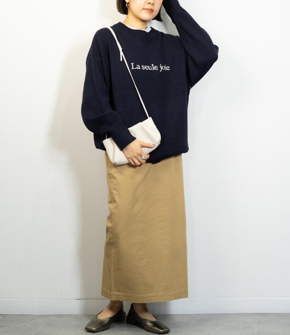 ジャガードロゴニット