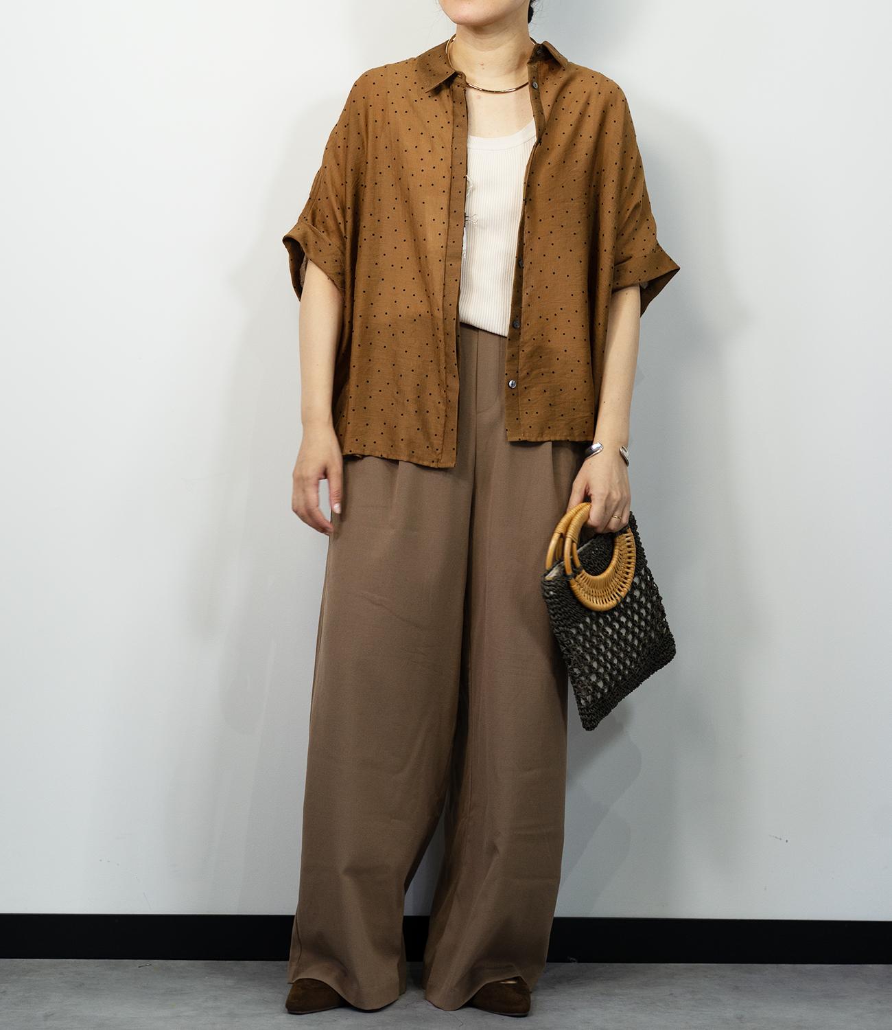 ストレッチタックストレートパンツ