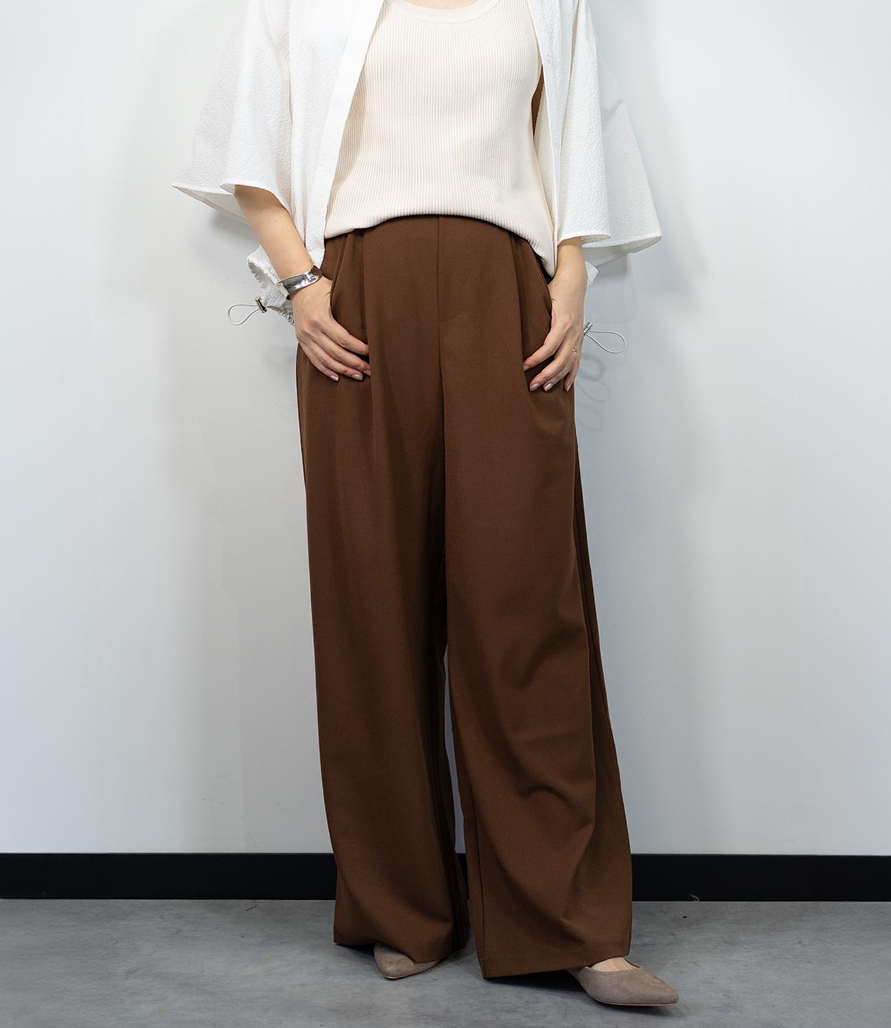 ストレッチタックストレートパンツ