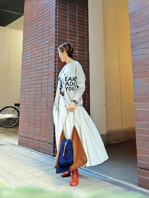 レタリングカーディガン