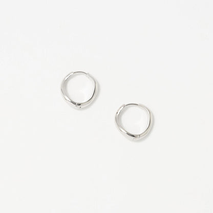 ツイスト フープ ピアス