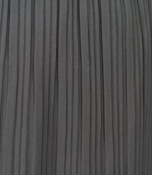 ストレートプリーツスカート