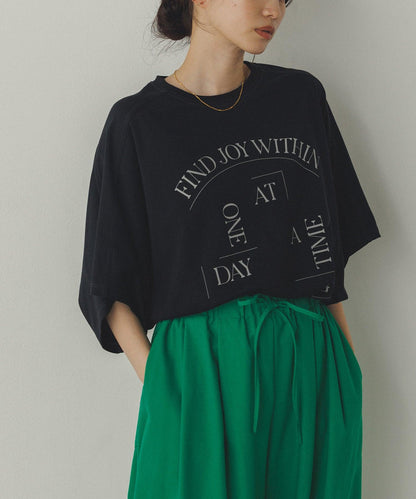 ロゴドルマンTシャツ
