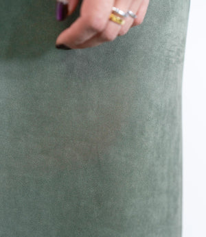 ストレッチスウェードAラインスカート