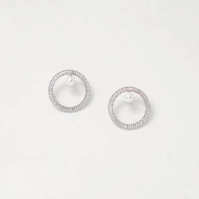 サークルパヴェ＆イミテーションパール ピアス