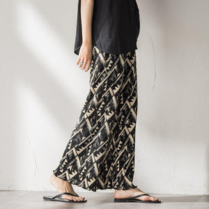 【WEB限定】オリエンタル柄クリスタルプリーツパンツ≪手洗い可能≫