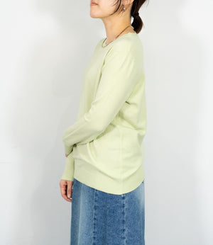 ソフトタッチクルーネックニット