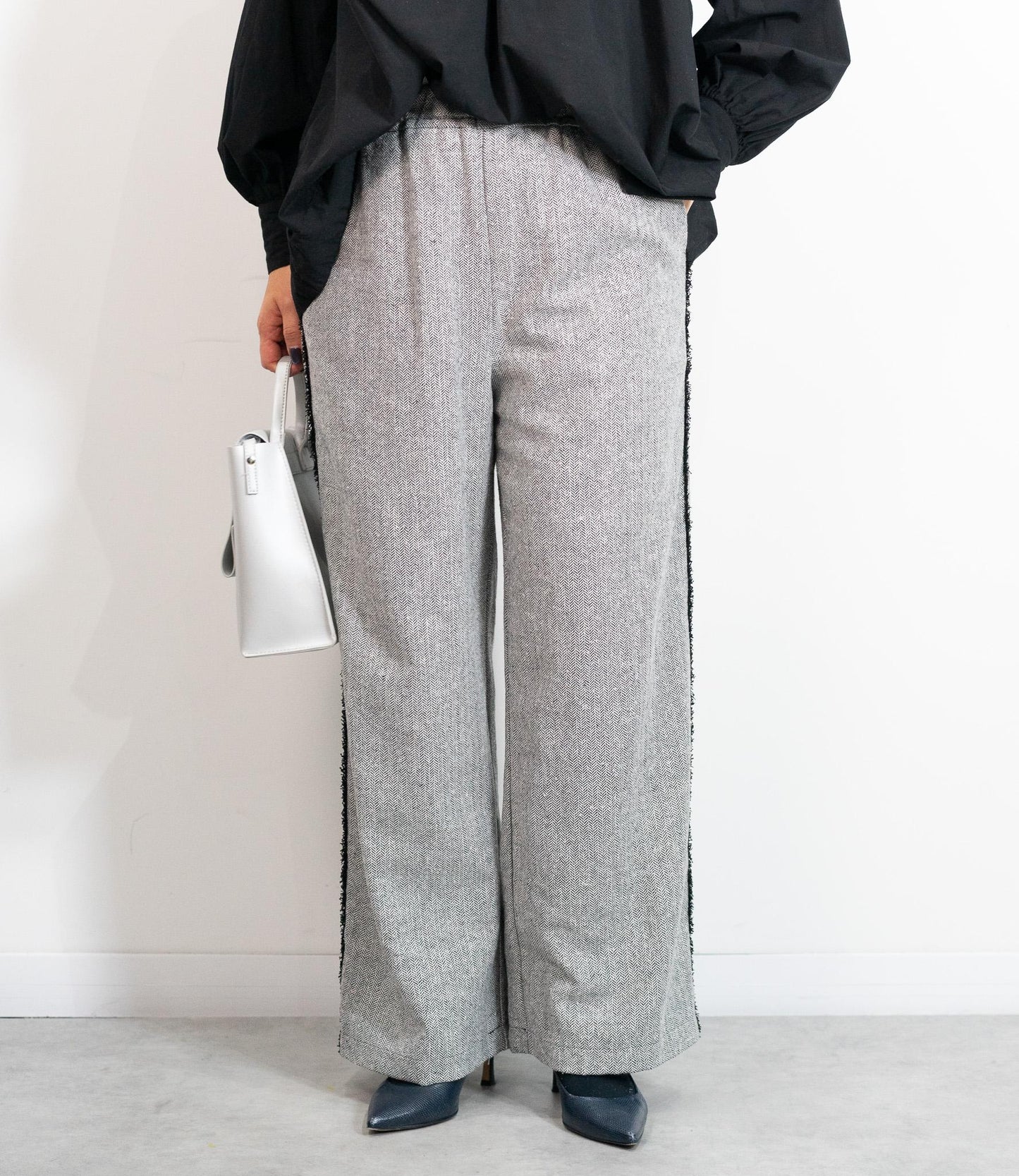 サイドフリンジヘリンボーンパンツ