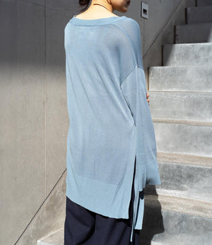 サイドスリットVネックカーディガン