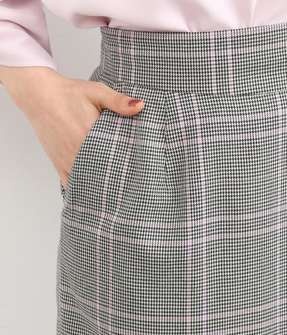 チェック柄スカート