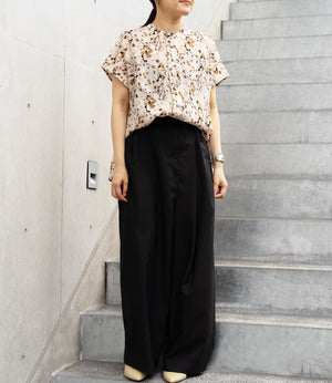 ペインティングフラワーフレンチスリーブブラウス