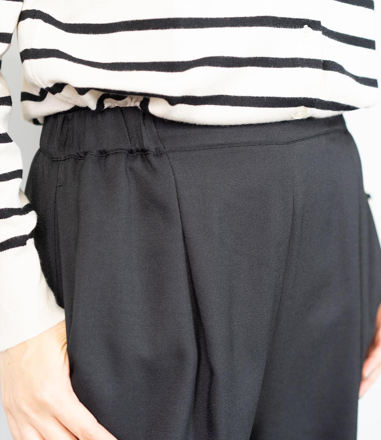 センタープレスストレートパンツ