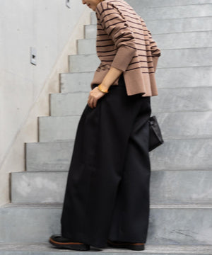 ボーダー柄ニット