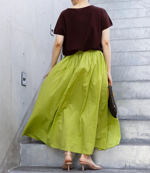 コクーンシルエットVネックニット