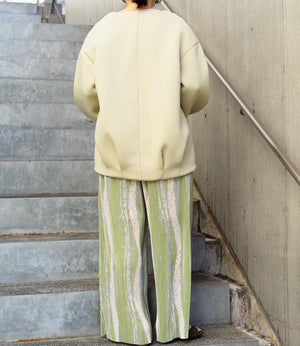 ダンボールノーカラーアウター