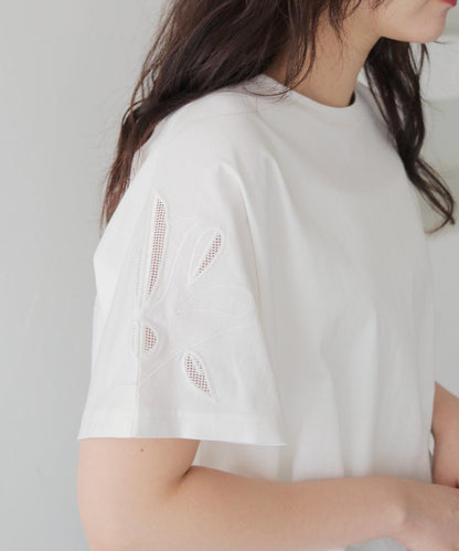 カッティンググドロストTシャツ
