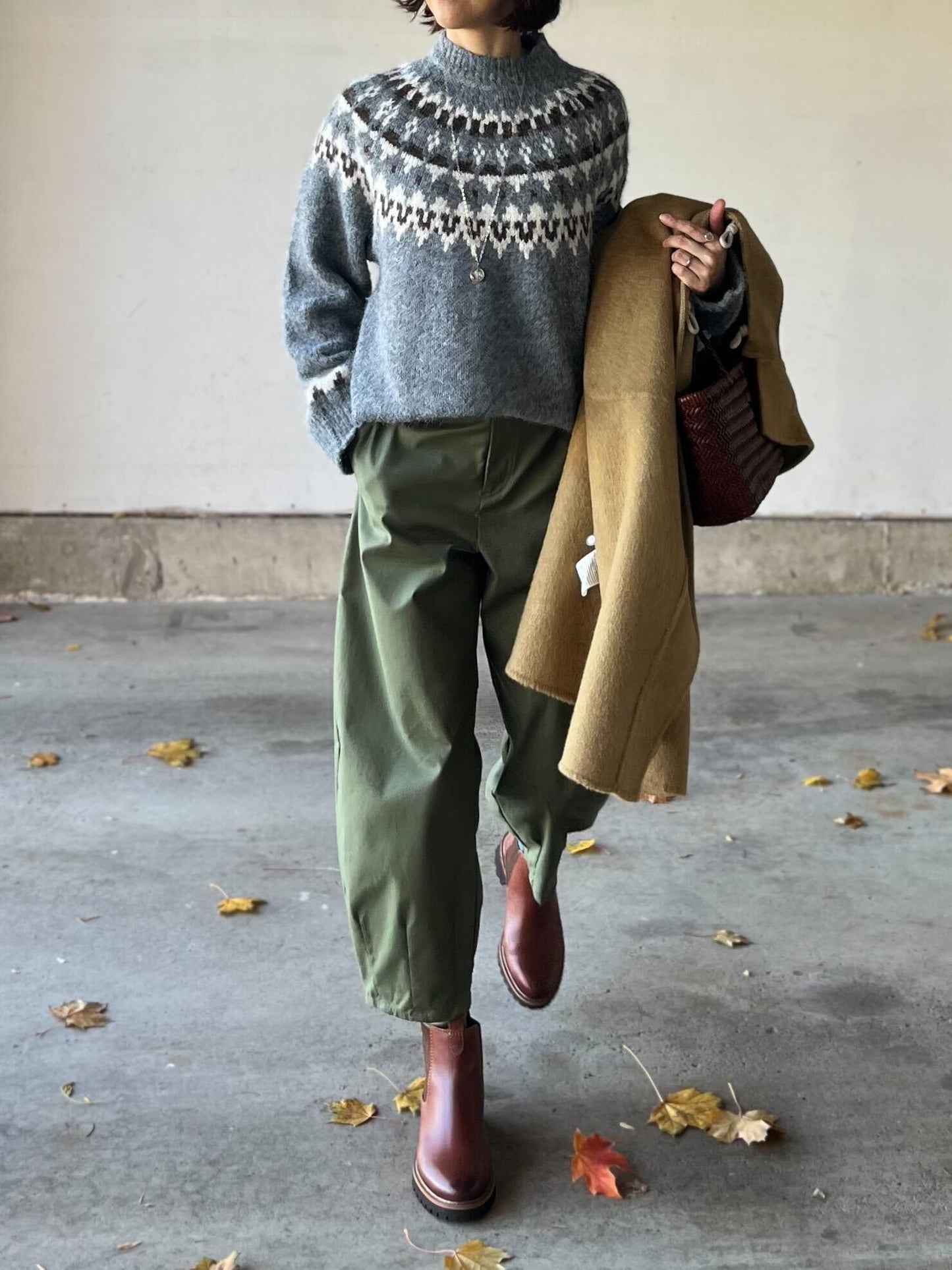 マスタードダッフルコート