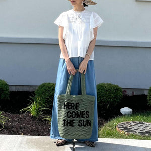 カットワーク刺繍ブラウス