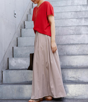 コクーンシルエットVネックニット