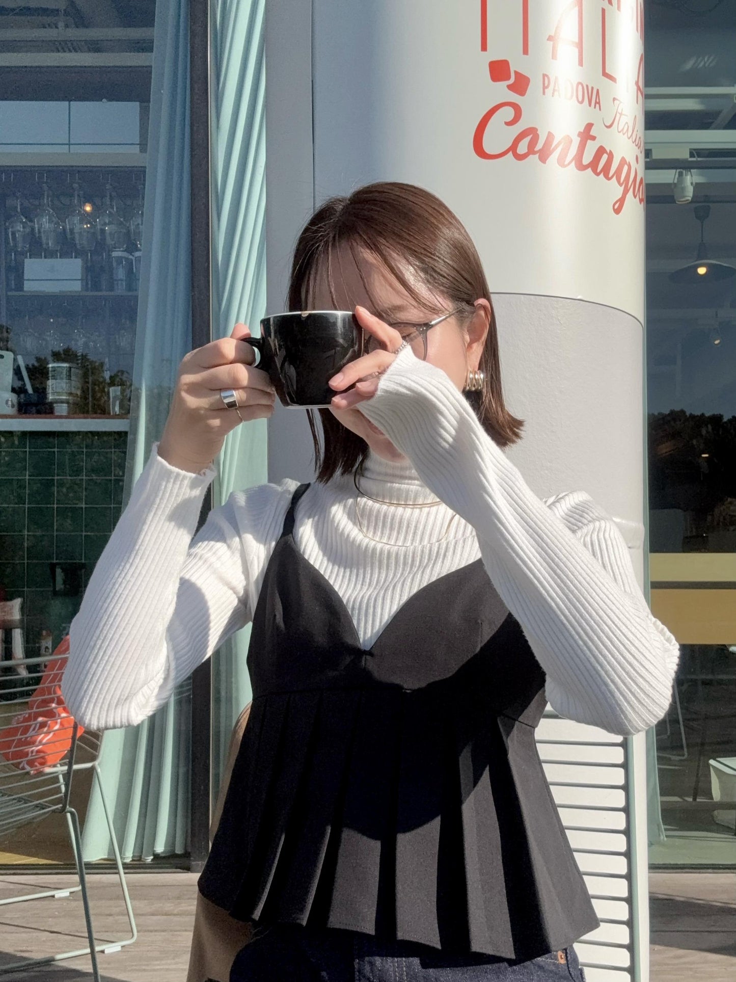 ハイネックリブニット