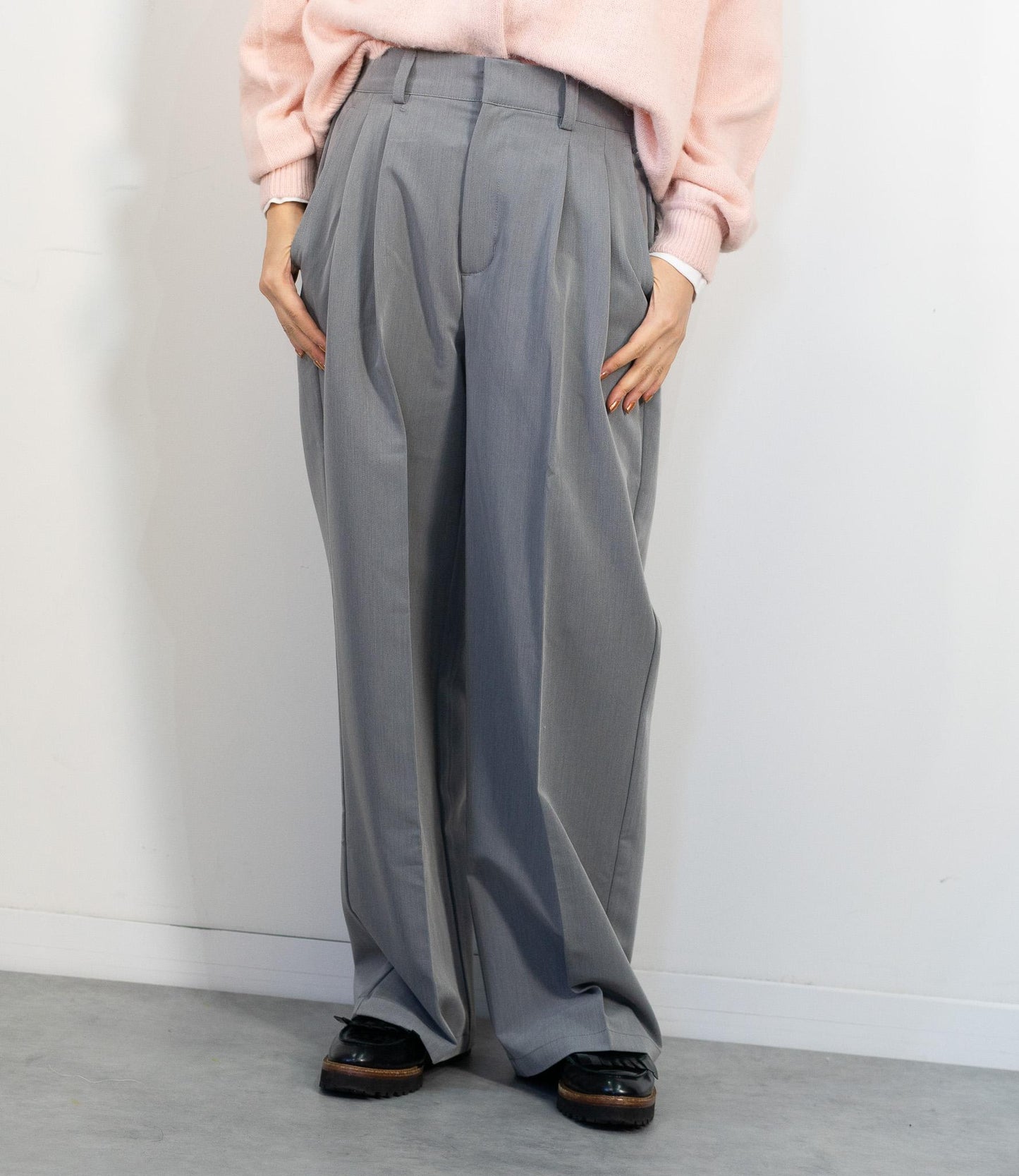 美シルエットストレートパンツ