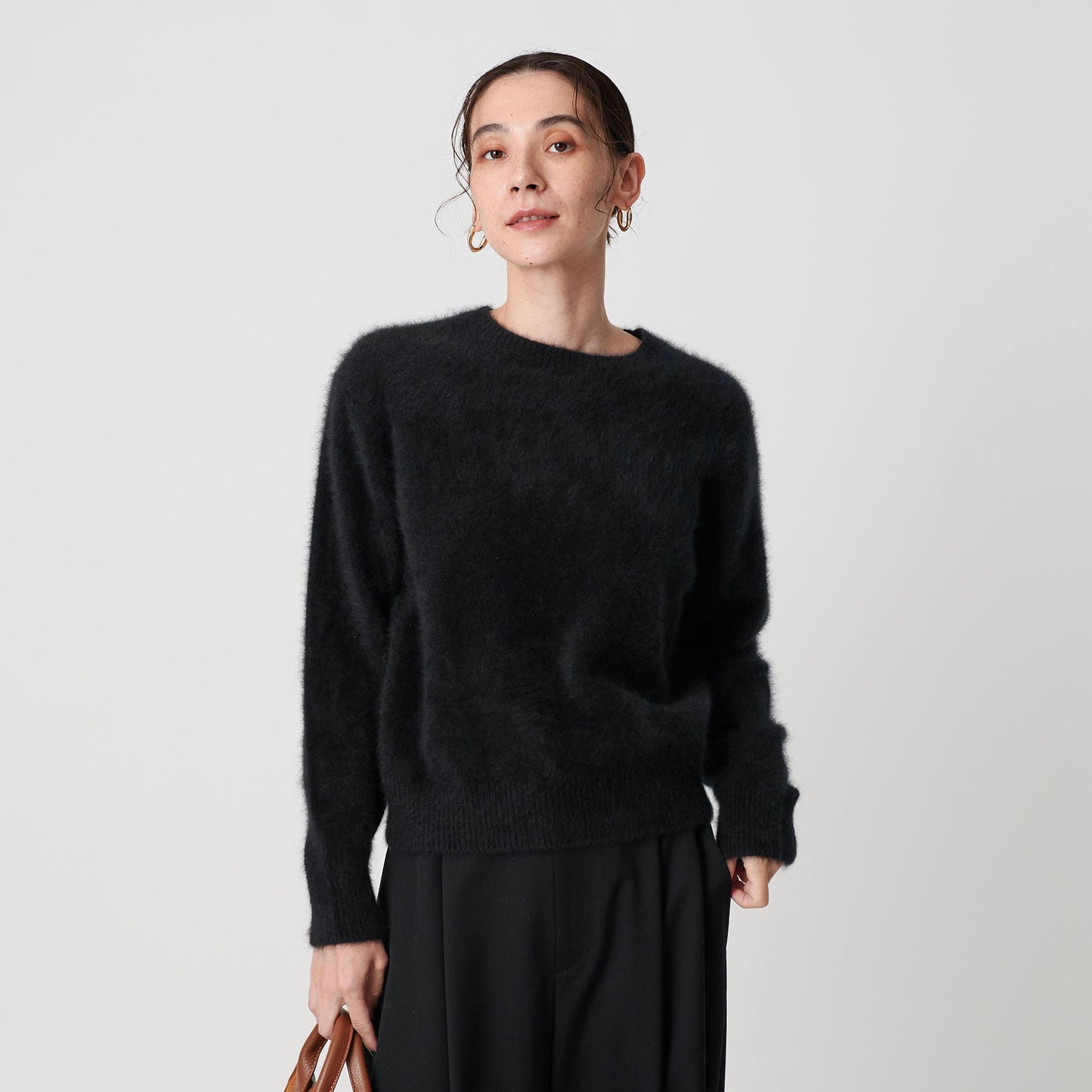 フォックスカシミヤブレンド クルーネックニットプルオーバー