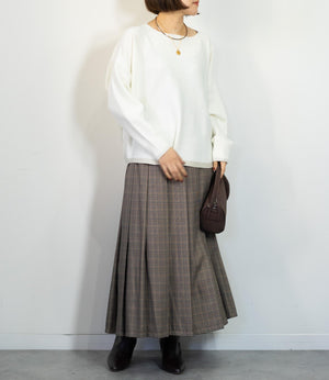 ラメボートネックラウンドニット