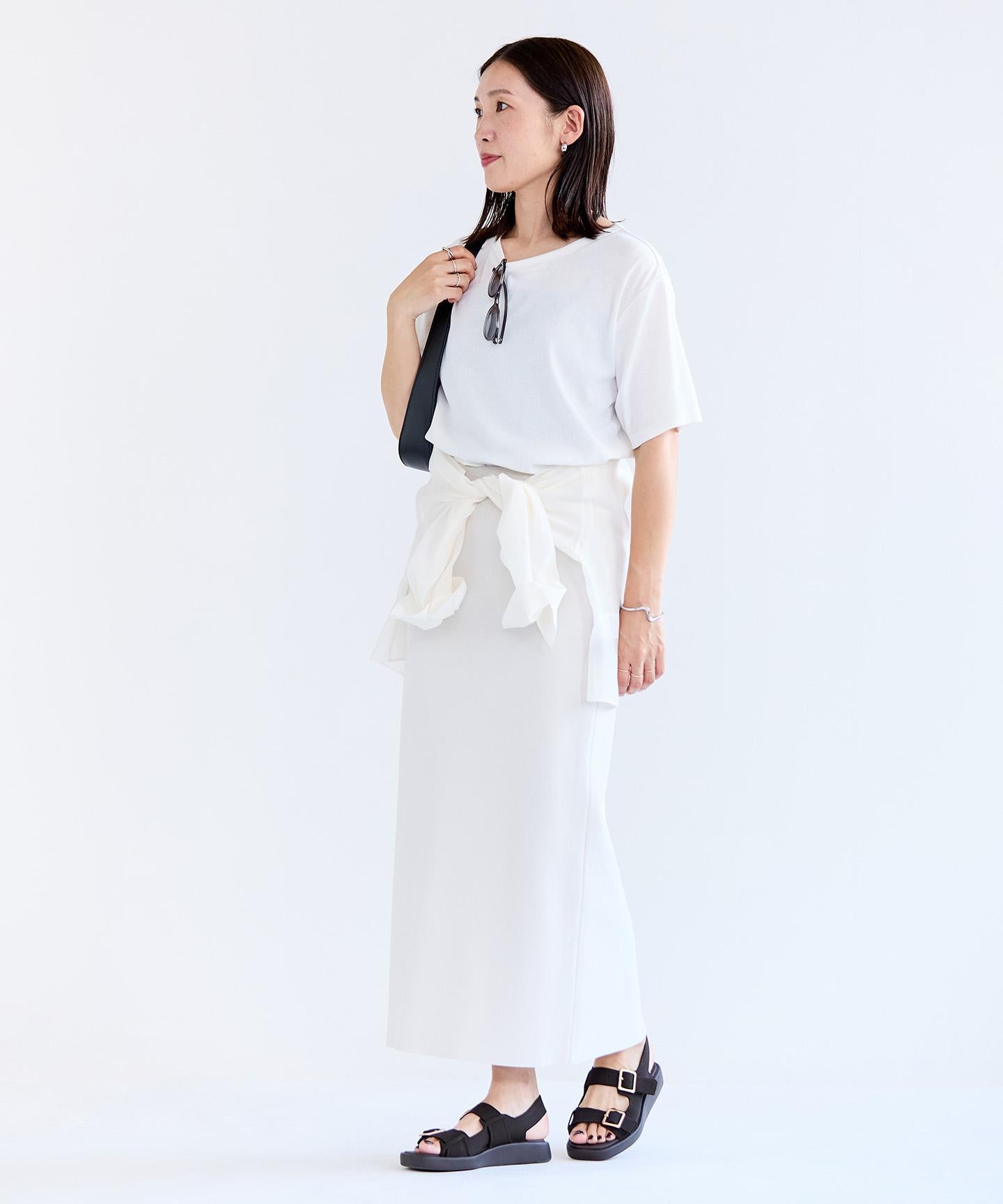 スゴ機能美ニット Iラインスカート
