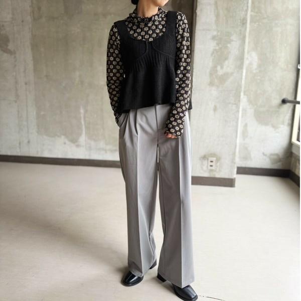 美シルエットストレートパンツ