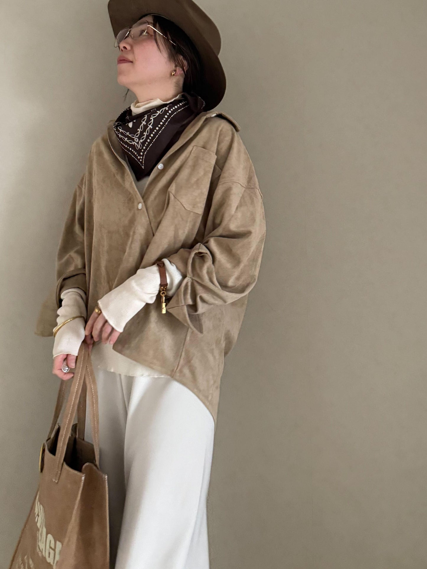 スウェードシャツ