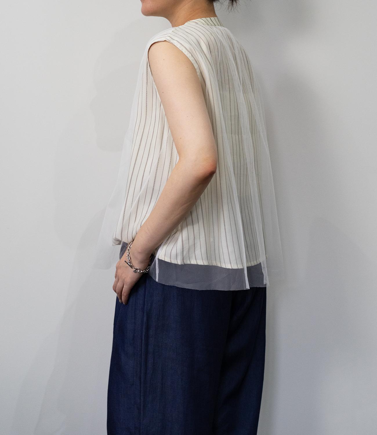 チュールレイヤードノースリーブブラウス